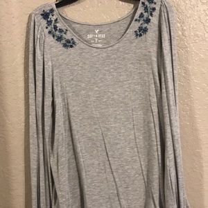 Embroidered long sleeve tee